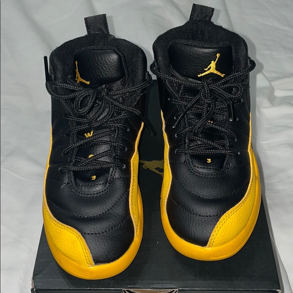 Jordan 12 Retro